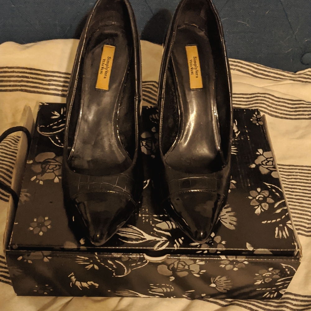 Vera Wang Black Heels